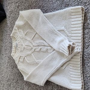 Abercrombie and Fitch women's cable knit sweater, XS